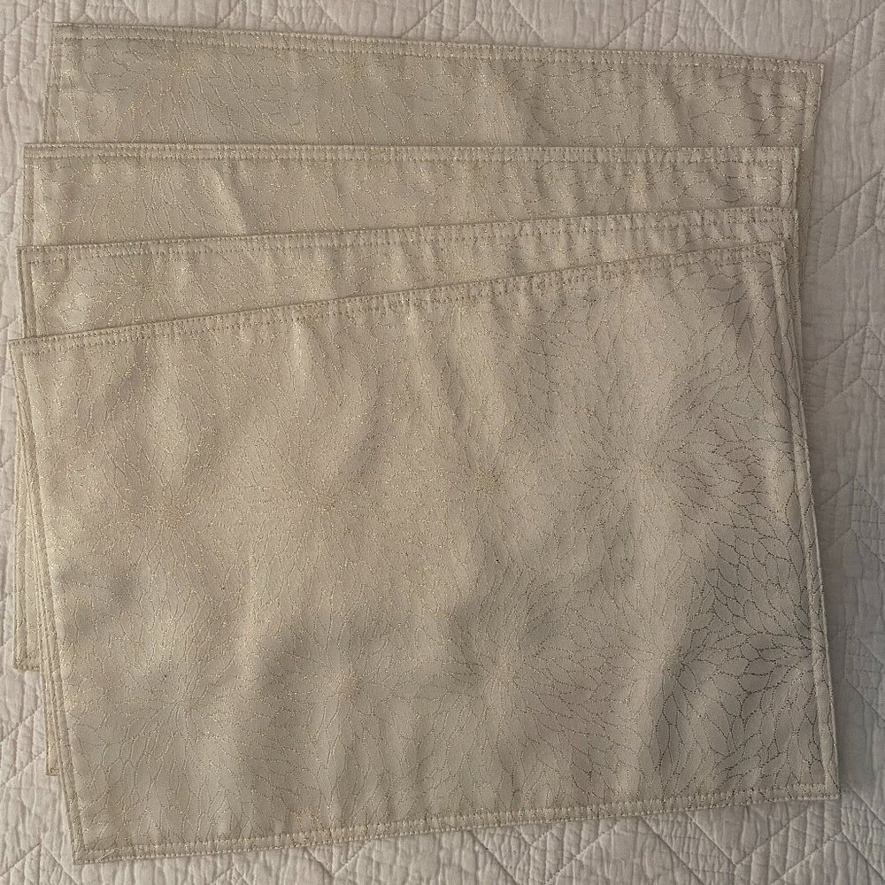 Set of four Poinsetta Placemats